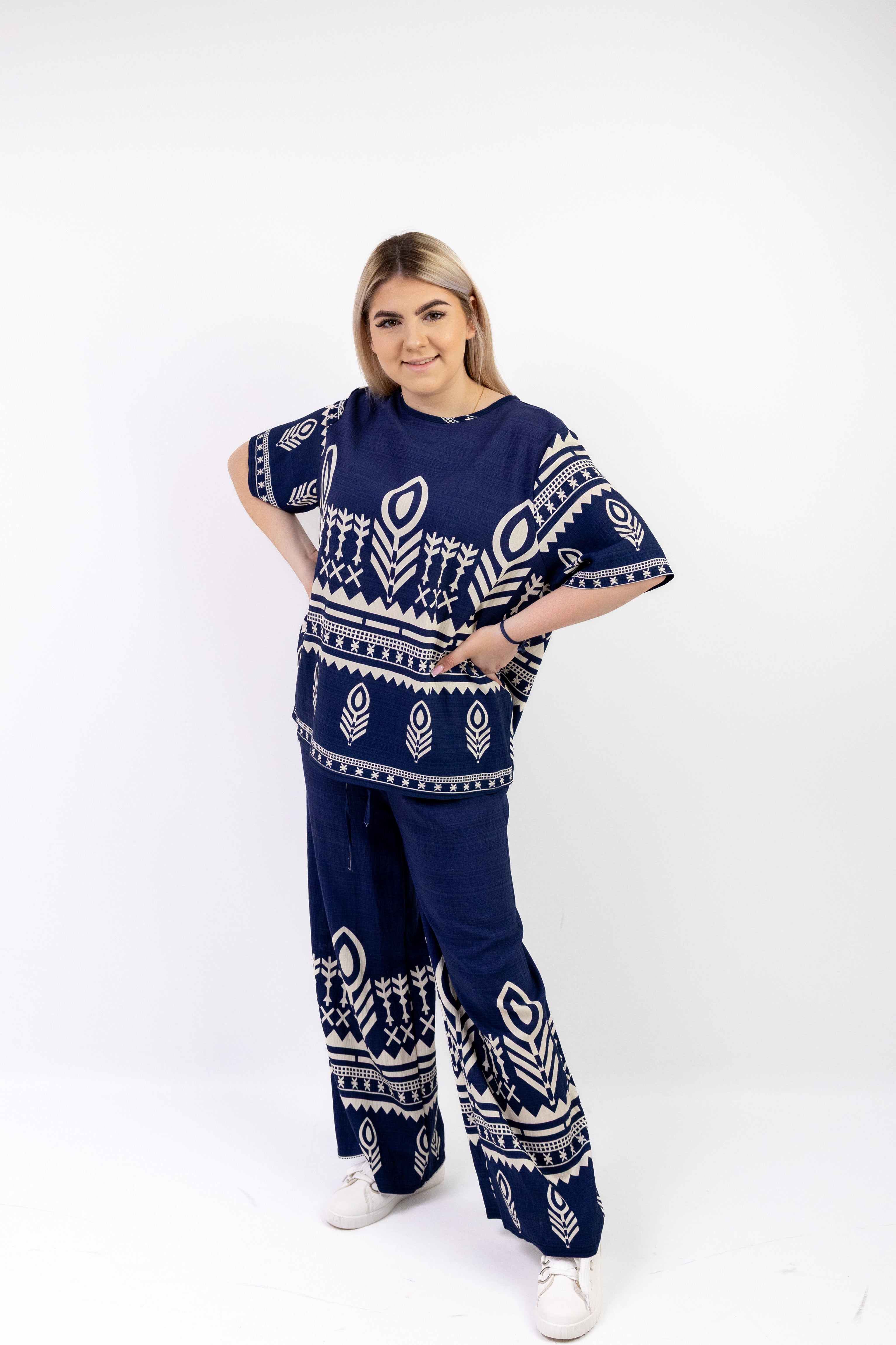 Włoski komplet damski z lnu i bawełny z etnicznym wzorem Wzór 2