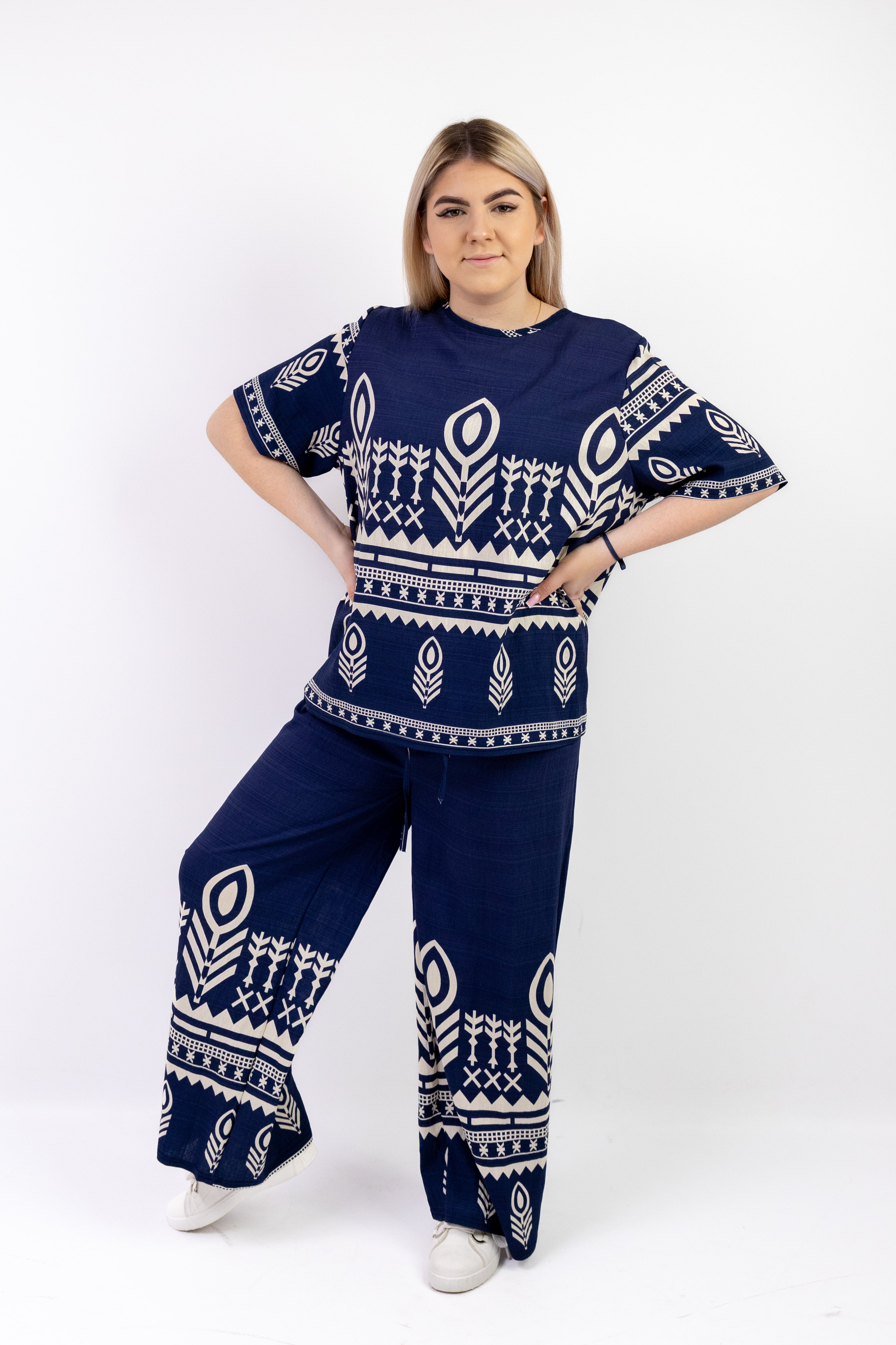 Włoski komplet damski z lnu i bawełny z etnicznym wzorem Wzór 2