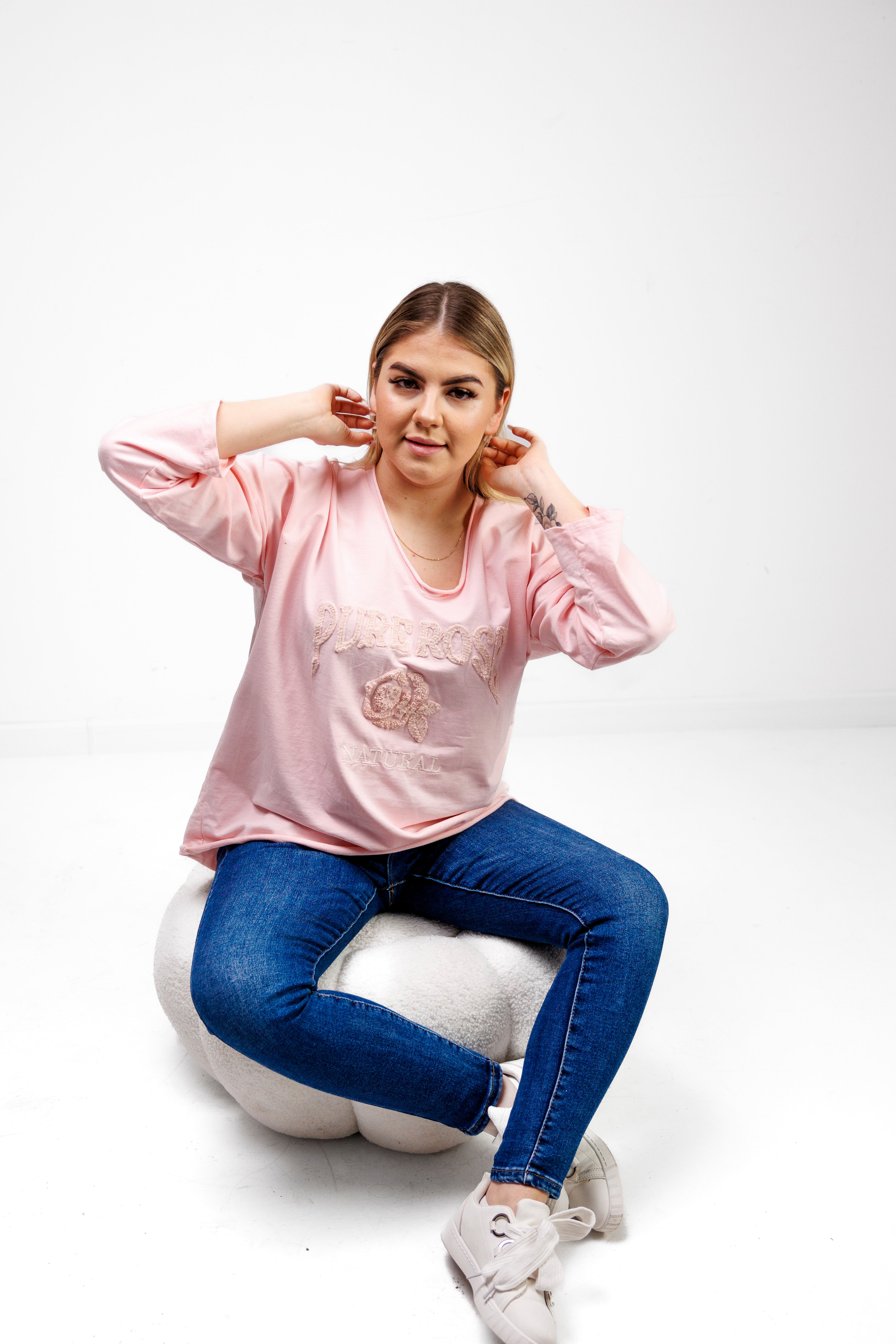 Bluzka z 100% bawełny z ozdobnym haftem Pudryw Róż