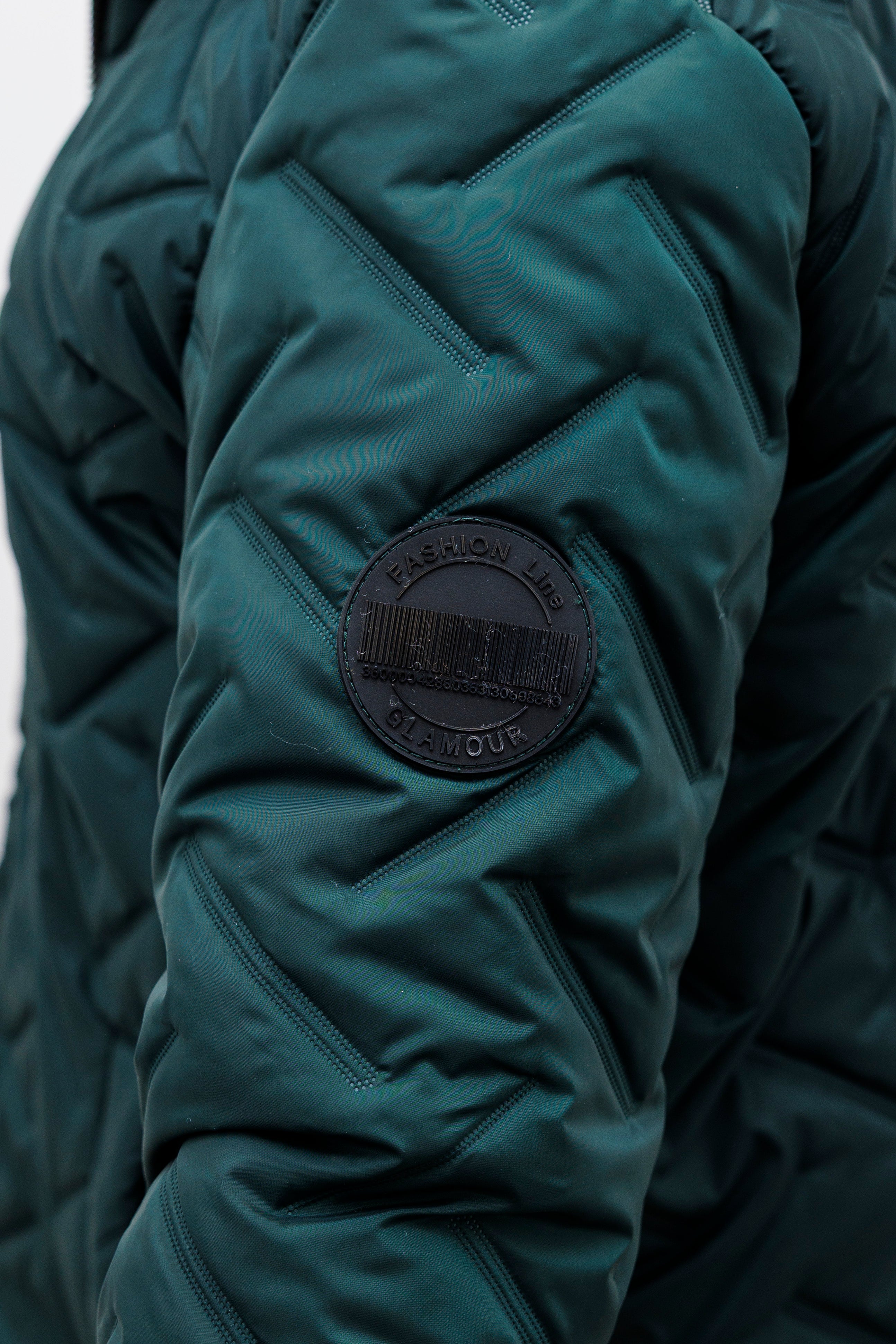 Długa zimowa kurtka z kapturem – polska produkcja Butelka