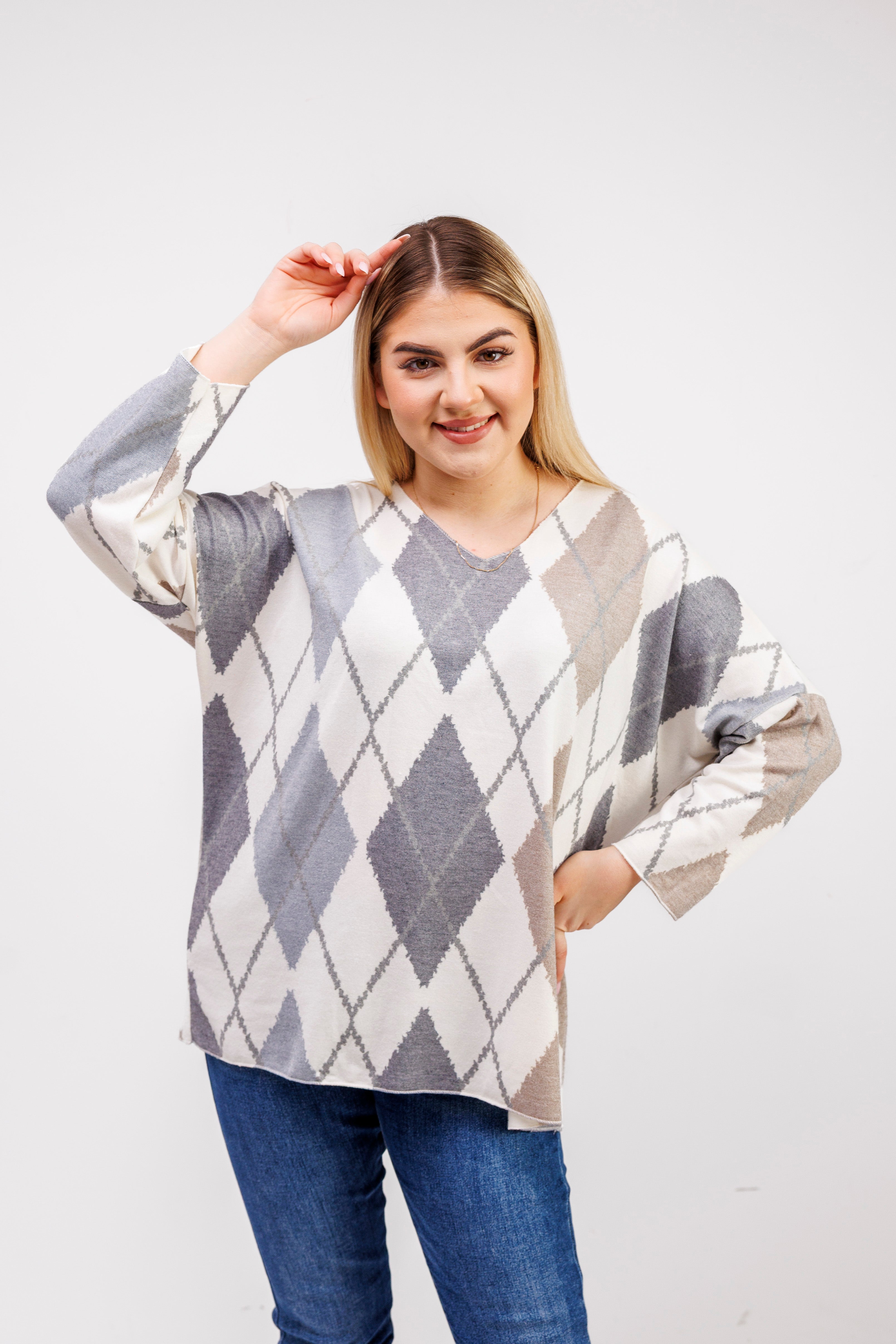 Dzianinowy sweter damski w romby Popiel