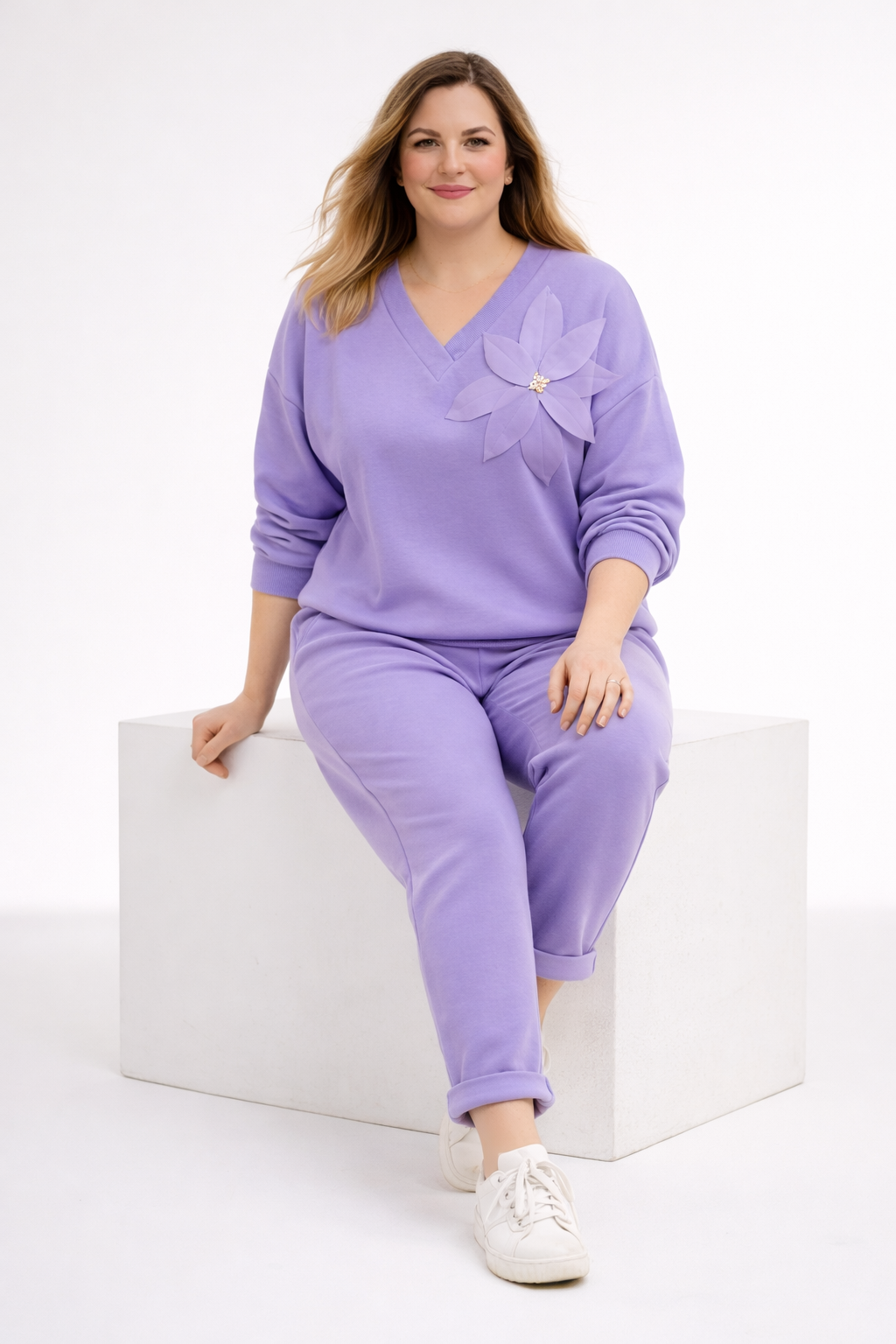 Elegancko-sportowy kobiecy dres Fiolet