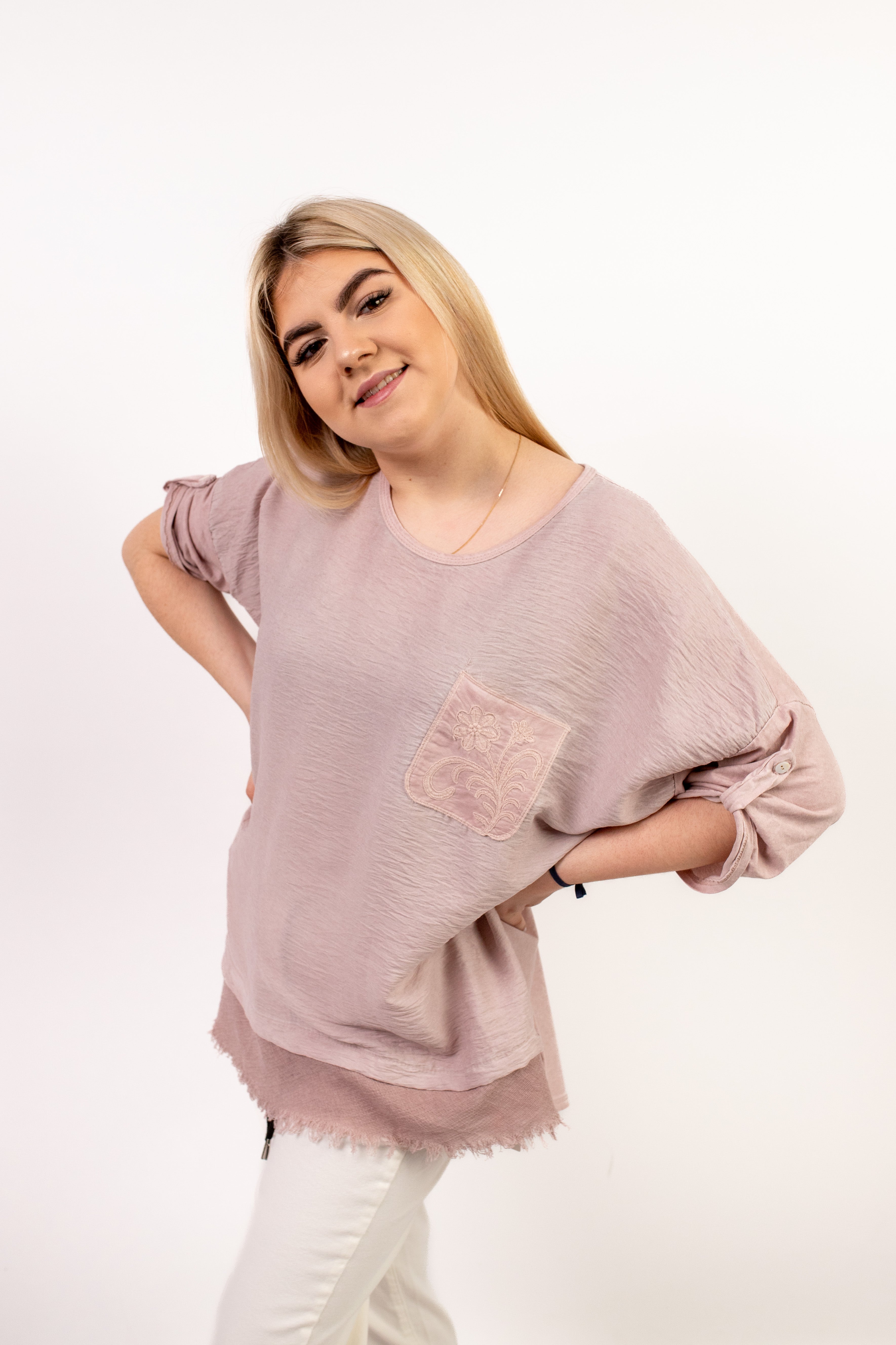 Włoska bluzka oversize z modalu i wiskozy – komfort i styl na co dzień Brudny róż